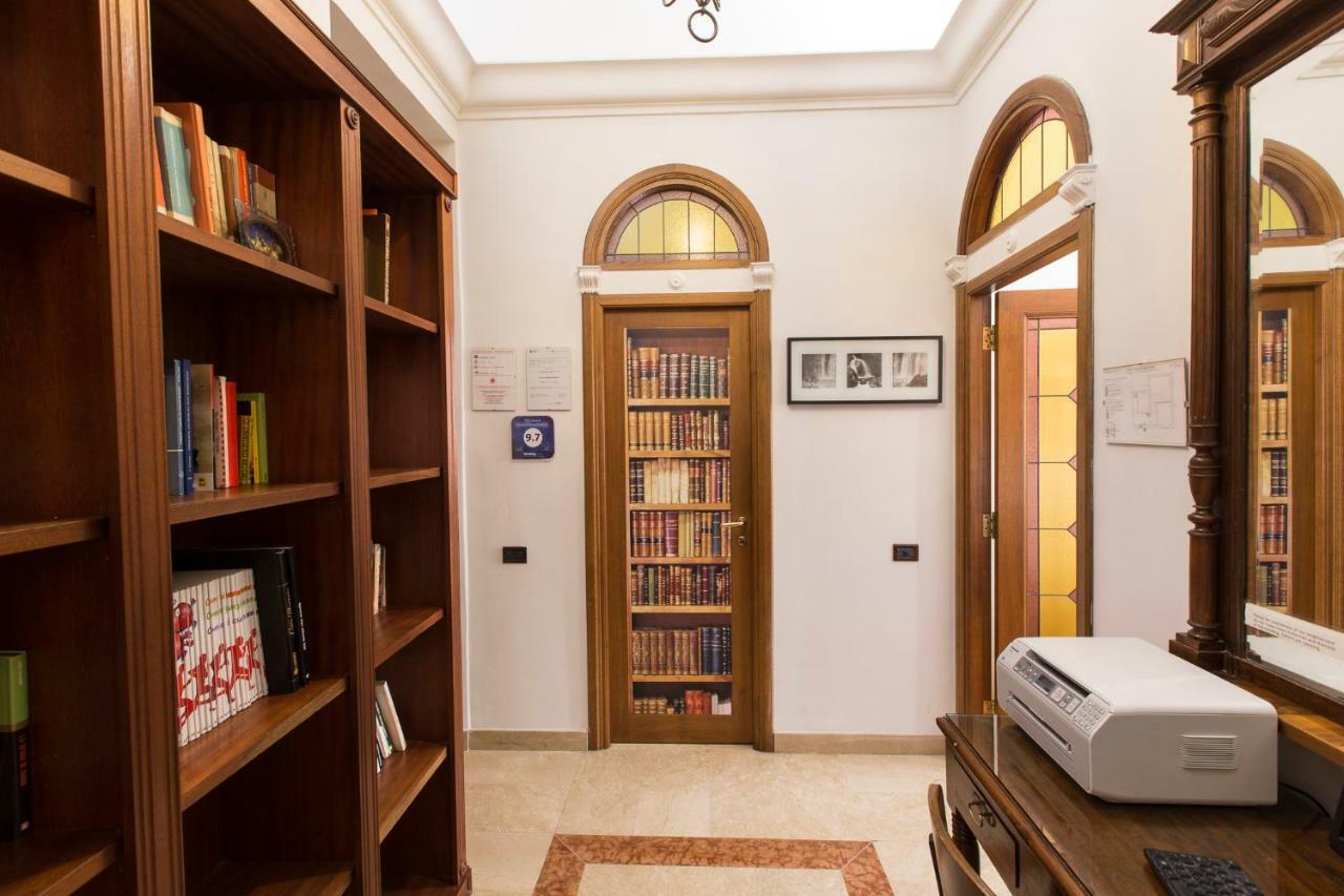 Monia Coliseum Apartment روما المظهر الخارجي الصورة